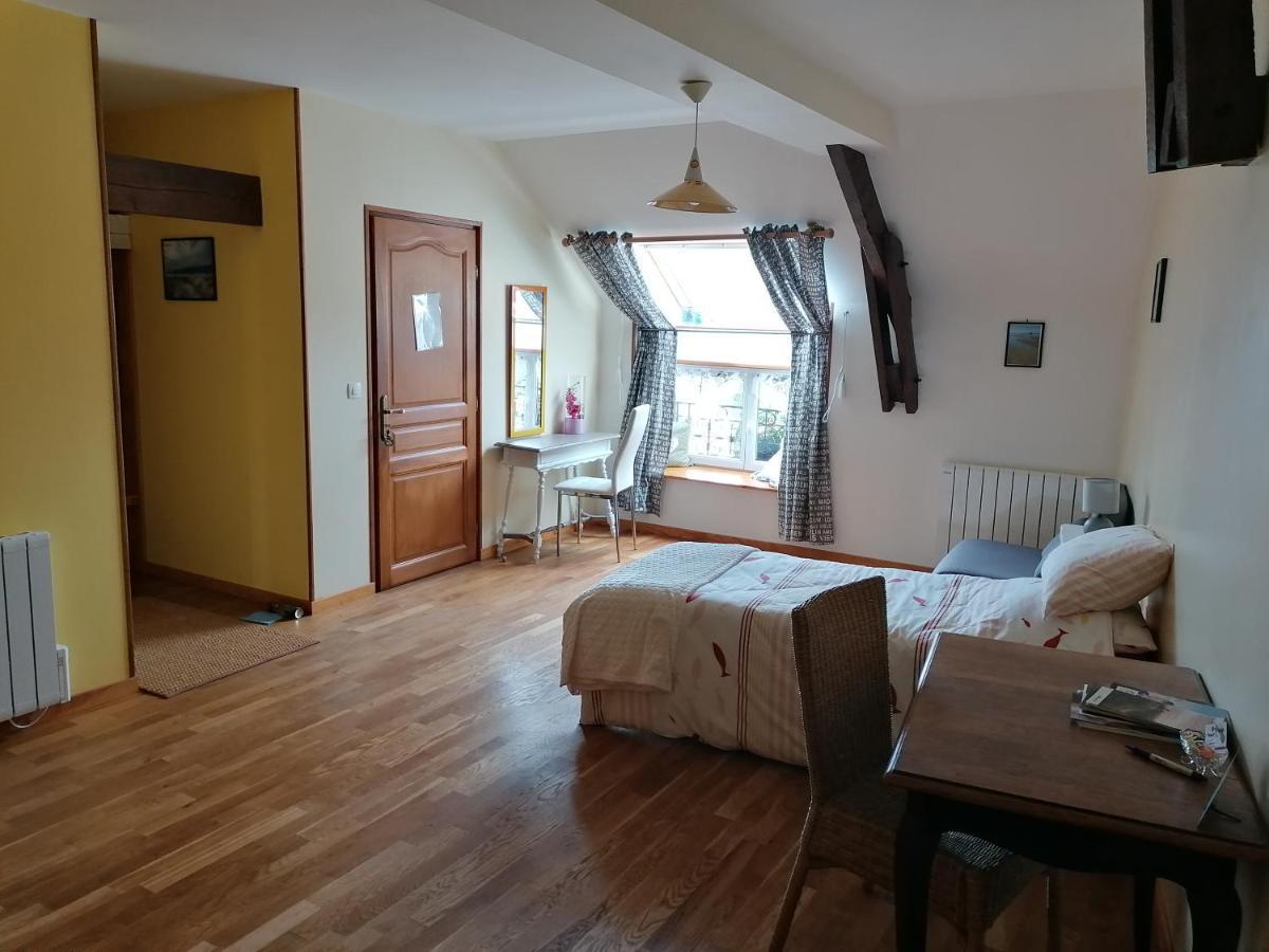 La Parisiere Bed & Breakfast Gavray-sur-Sienne Dış mekan fotoğraf