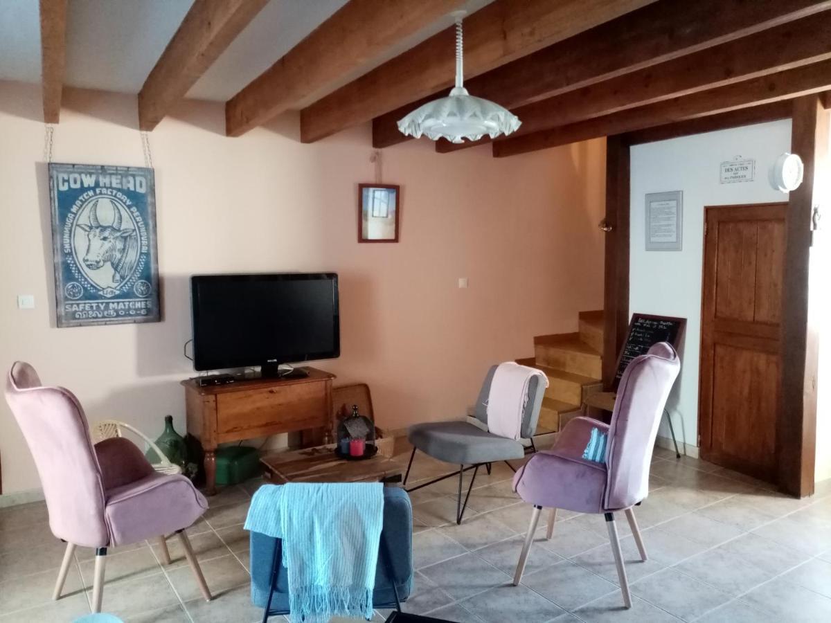 La Parisiere Bed & Breakfast Gavray-sur-Sienne Dış mekan fotoğraf